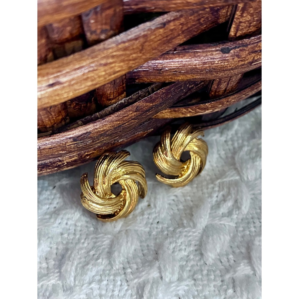 Vintage Gold Tone Swirl Knot Statement Stud Earrings Textured Retro